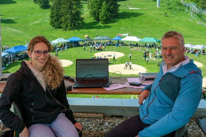 Die Speaker Melanie Willi und Wendolin Gantner.