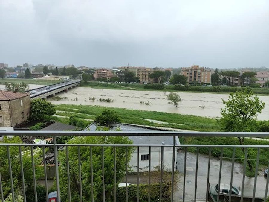 Rimini unter Wasser.