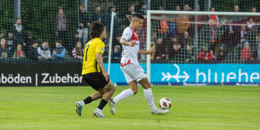 FC Aarau am Ball.