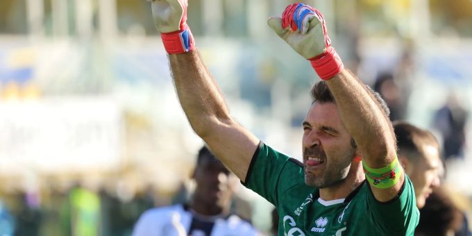 Gianluigi Buffon wird übereinstimmenden Berichten zufolge demnächst sein Karriereende verkünden. Gianluigi Buffon