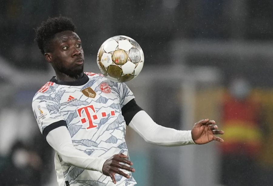 Bayerns Alphonso Davies belegt mit 36,37 km/h Platz zwei ...