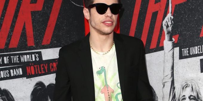 Pete Davidson soll sich erneut in psychische Behandlung begeben haben. Pete Davidson