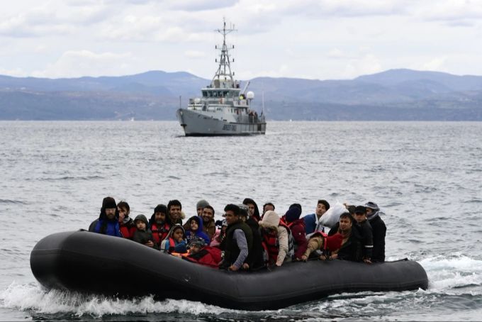 Der Frontex-Ausbau soll die Grenzagentur vergrössern und ihr mehr Mittel für ihre Aufgaben zukommen lassen. Frontex-Ausbau