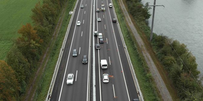 Auffahrkollisionen auf A14.