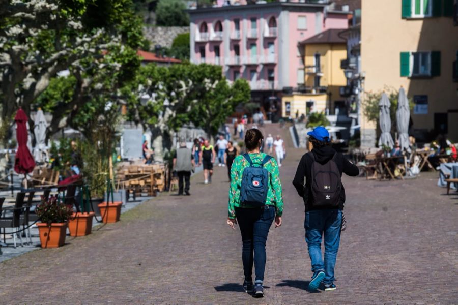 «Viele Wege führen in die Sonnenstube!» – nach der Erhöhung der Sitzkapazitäten auf der Panoramastrecke sind gemäss SBB auch Tagesausflüge wieder gut möglich. (Archivbild)