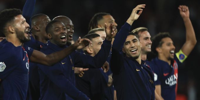 Paris Saint-Germain gewinnt das Spitzenspiel gegen Marseille mit 4:0. Paris Saint-Germain