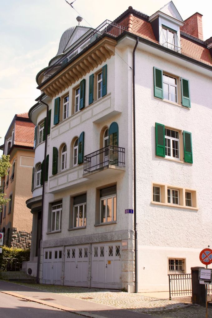 Der Richtpreis für dieses Mehrfamilienhaus an der Turnerstrasse 1 liegt bei 13,2 Millionen Franken. Mehrfamilienhaus Zürich