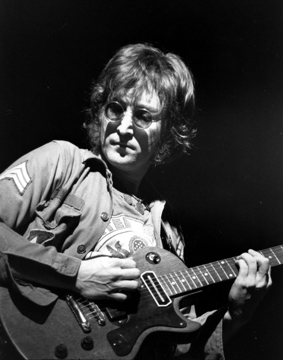 John Lennon im Jahr während eines Auftritts 1972.