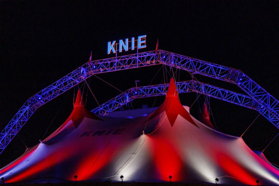 Sondern der gesamte Circus Knie, der ihm eine Bühne gebe.