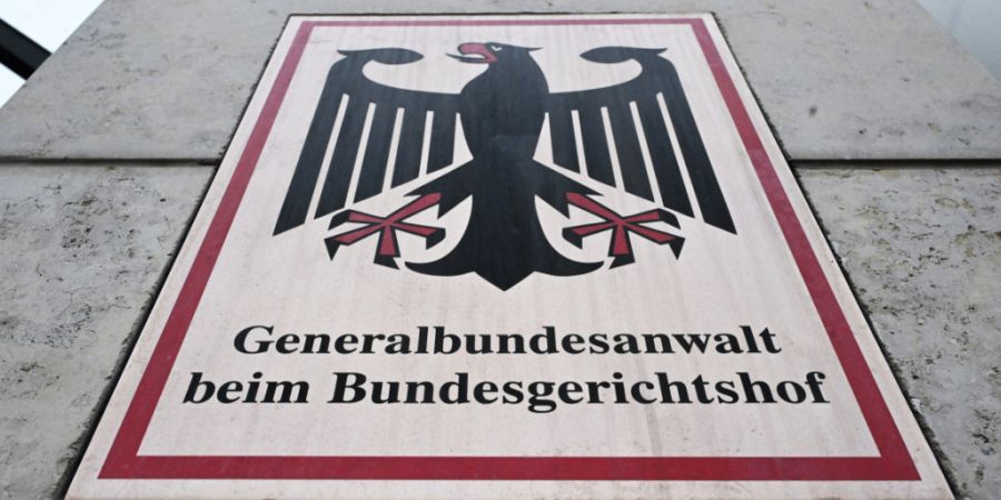 Mehr als sieben Monate nach der Festnahme in der Schweiz ist ein Verdächtiger in Karlsruhe dem Ermittlungsrichter am Bundesgerichtshof vorgeführt worden. (Archivbild)