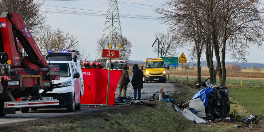 Tote Autounfall Frontalzusammenstoss Polen