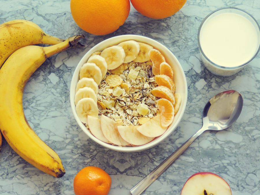 Müsli mit Obst