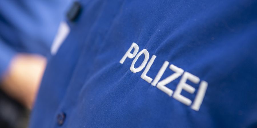 In der Nacht auf Sonntag hat die Kantonspolizei Zürich vier mutmassliche Einbrecher verhaftet. (Archivbild)