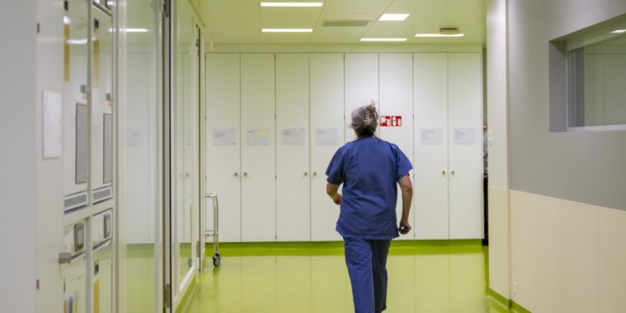 Das Universitätsspital Basel verzeichnet für das Jahr 2025 hohe Ausgaben - unter anderem für den Kauf des Claraspitals und den laufenden Bau des Klinikums 2. (Archivbild)