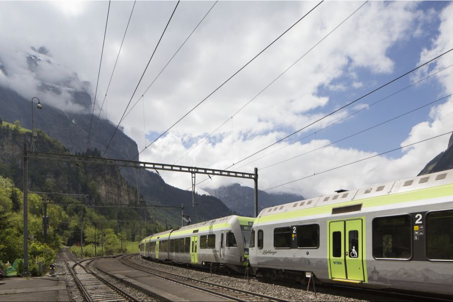 «Wenn mehr Züge über eine Strecke fahren, nutzt sich der Schotter stärker ab», sagt Stefan Locher, Mediensprecher der BLS.