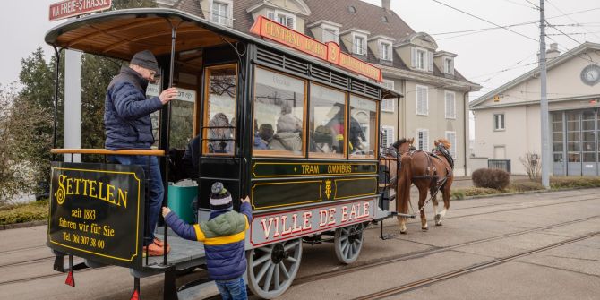 Rösslitram Basel Tram ÖV