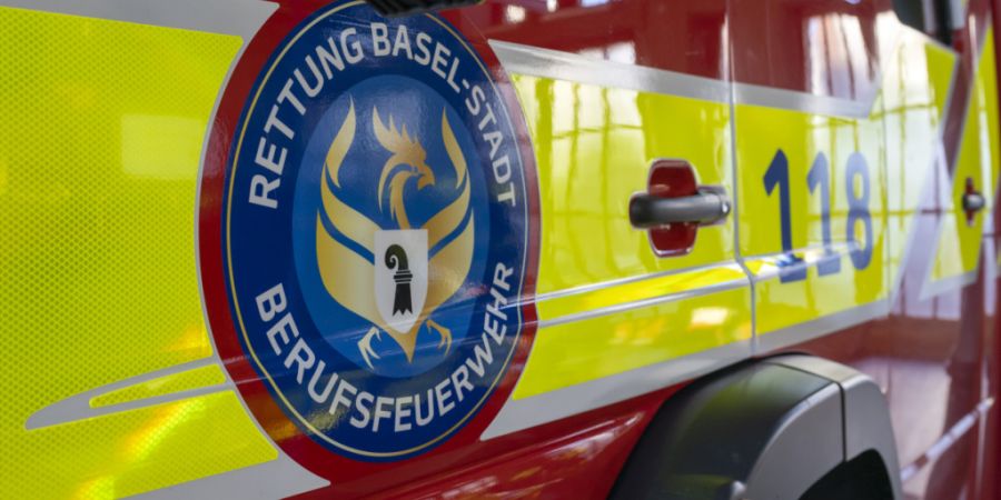 Die Berufsfeuerwehr stand am Mittwochvormittag an der Bruderholzstrasse im Einsatz. (Archivbild)