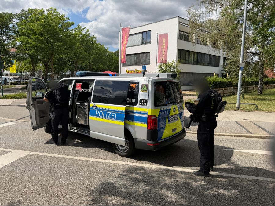 In Regensburg kam es zu einem Messer-Angriff in einer Bankfiliale.