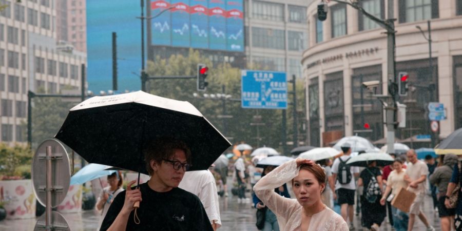 Die Stimmung in Chinas Wirtschaft hat sich zu Beginn der zweiten Jahreshälfte 2026 deutlich eingetrübt.
