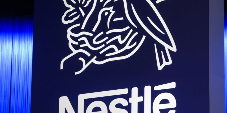 Der Nahrungsmittelkonzern Nestlé ist in der ersten Jahreshälfte 2026 gewachsen. Besonders gross war die Nachfrage nach Kaffee und Tierfutter.(Archivbild)