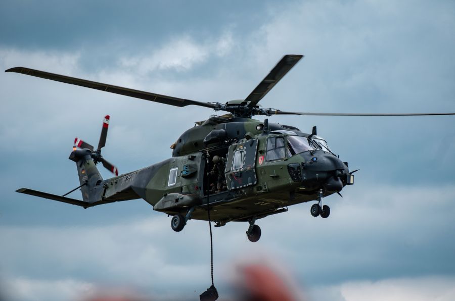 Über der Strasse von Hormus wurde ein US-Helikopter des Typs AH-64-Apache abgeschossen.