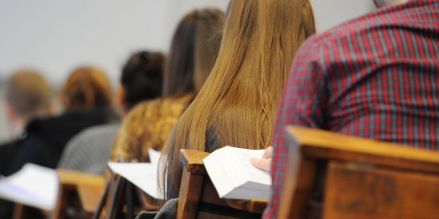 Der Kanton Aargau bezahlt schweizweit am wenigsten Stipendien für Studierende an Universitäten oder Fachhochschulen. (Symbolbild)
