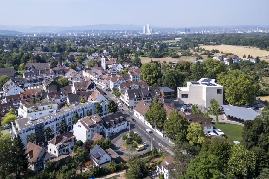Der Kanton Basel-Stadt passt derweil seine Löhne an.