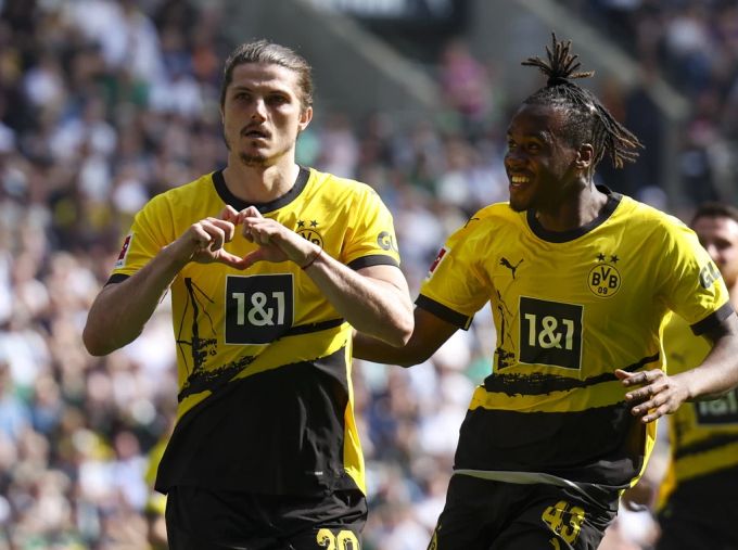 Marcel Sabitzer trifft im Borussia-Derby doppelt. BVB
