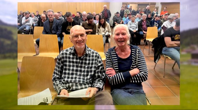 Ronny van Unen und seine Frau werden keine Schweizer. Unteriberg lehnte den Einbürgerungs-Antrag im April ab. unteriberg einbürgerung