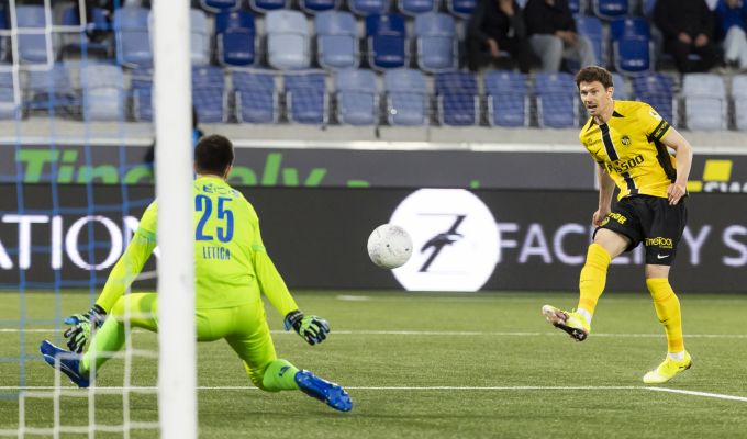 Christian Fassnacht trifft für YB zum 1:0 gegen Lausanne. YB