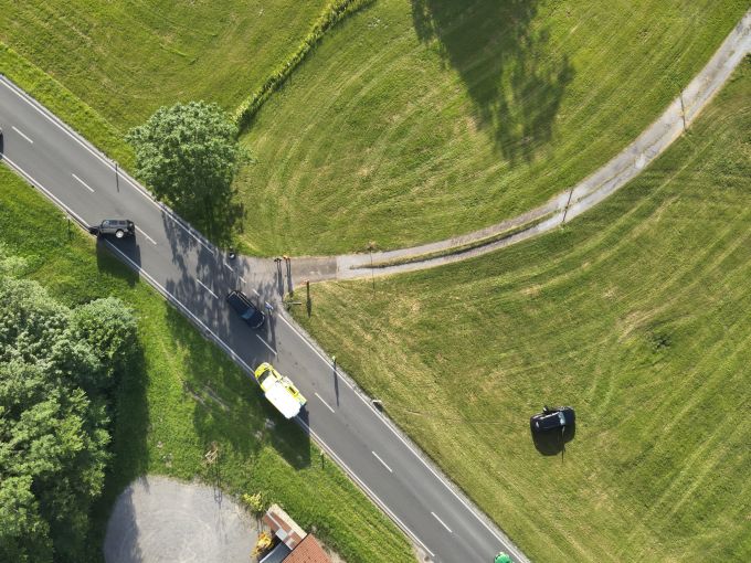 An den beiden Fahrzeugen entstand Totalschaden. Totalschaden