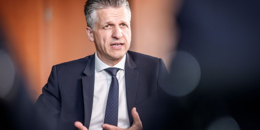 Kanzleramtschef Frei sieht Handlungsbedarf bei den Geheimdiensten.