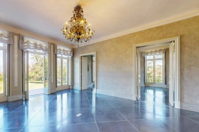Lagerfelds «Villa Louveciennes» bei Paris wird versteigert