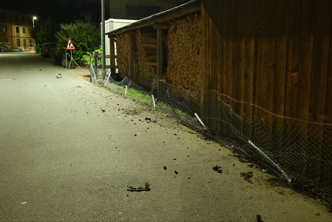 Beim Unfall entstand Sachschaden. Sachschaden