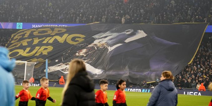 Fans von Manchester City haben eine Botschaft an Vinicius Jr. und Real Madrid. Manchester City