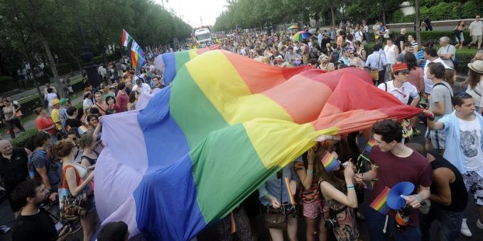 Solche Szenen wie hier in Budapest dürfte es bald nicht mehr geben: Ungarn verbietet Pride-Paraden. Pride Ungarn