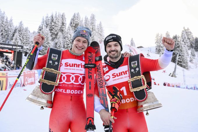 So sehen Sieger aus: Marco Odermatt und Loïc Meillard nach ihrem Doppelsieg in Adelboden. Marco Odermatt