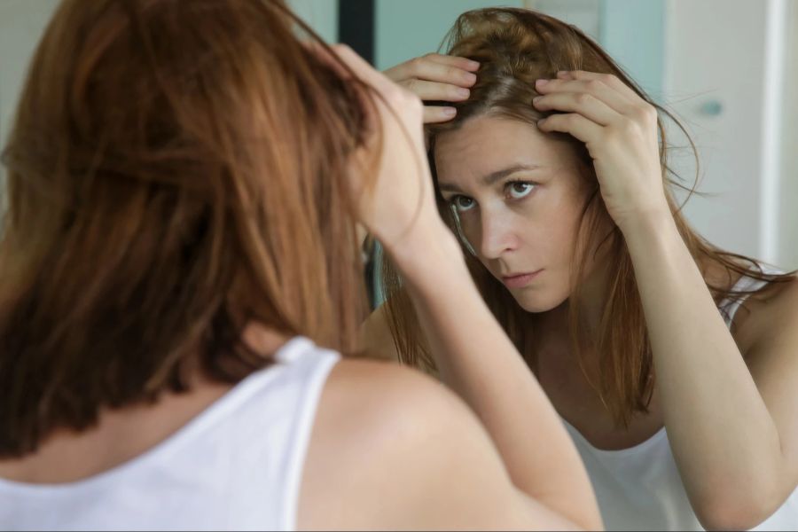 Frau, Haare, Spiegel