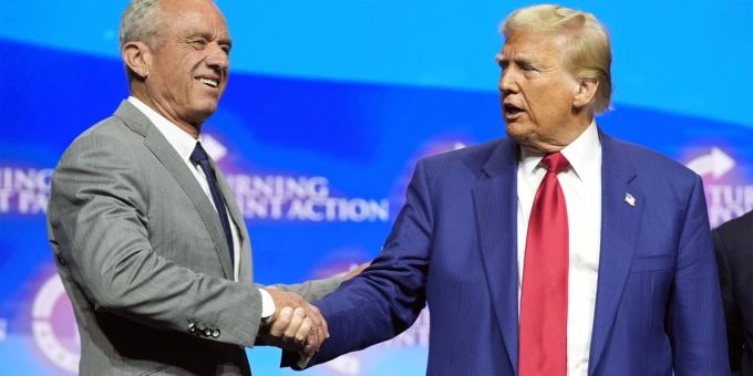 Donald Trump will den Impfgegner Robert F. Kennedy (links) in seiner neuen Regierung zum Gesundheitsminister machen. Donald Trump