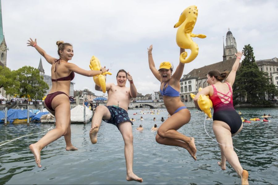Das Limmatschwimmen begeistert die Teilnehmenden seit jeher. (Archivbild)