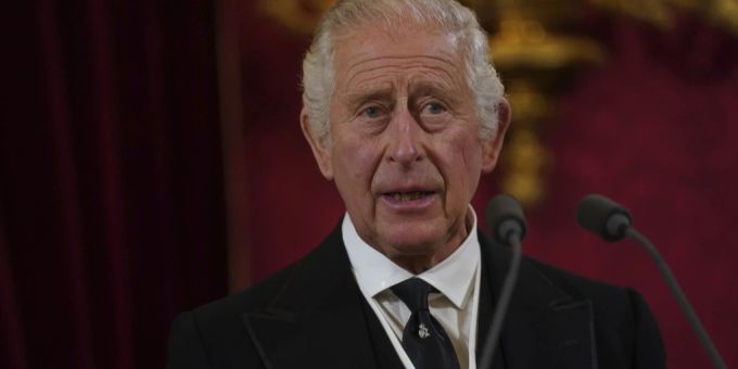 Festnahme! - Royal-Palast-Mitarbeiterin randaliert nach Weihnachtsfeier