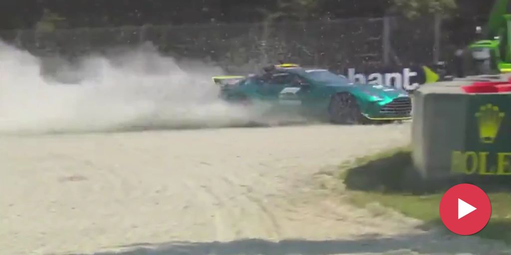 Formel 1 SafetyCar crasht bei Testfahrt vor dem MonzaGP