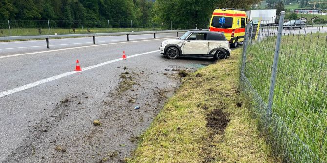 Unfall bei Autobahnausfahrt