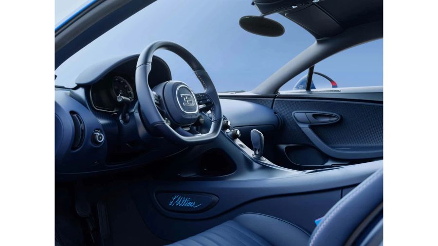 Bugatti Chiron L’Ultime, Cockpit