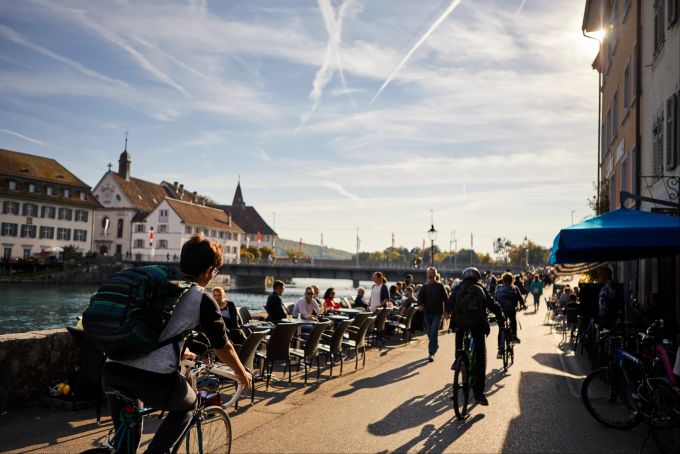 Die sogenannten «Aare Riviera» in Solothurn lädt zum Verweilen ein. Aare Riviera Solothurn