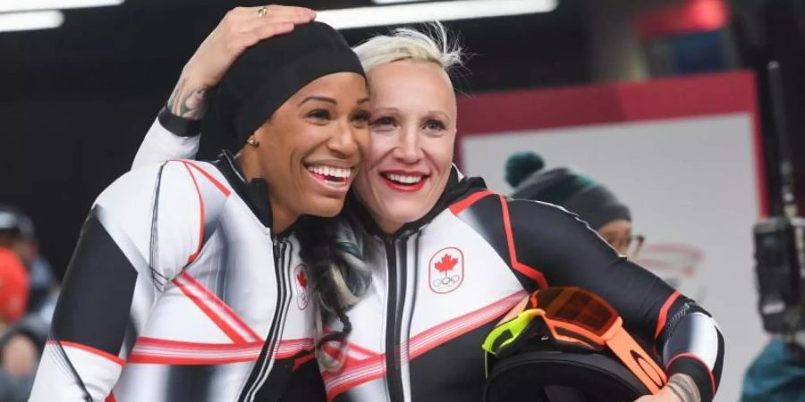 Bob-Pilotin Kaillie Humphries (r) startet künftig für die USA. Foto: Tobias Hase