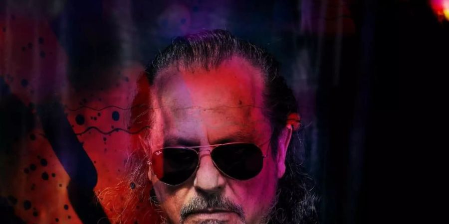 Tito Larriva hat die Songs zum neuen Album mit seiner Tochter Lolita geschrieben. Foto: Manfred Pollert