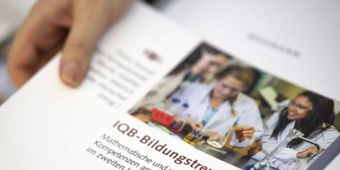 Schüler mehrerer Bundesländer verschlechtern sich Schüler mehrerer Bundesländer verschlechtern sich