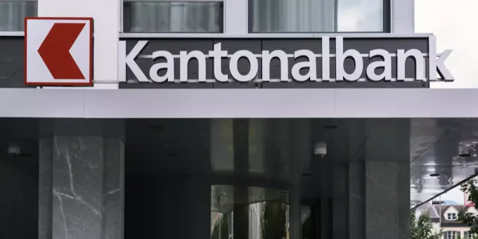 Glarner Kantonalbank Schliesst Vergleich