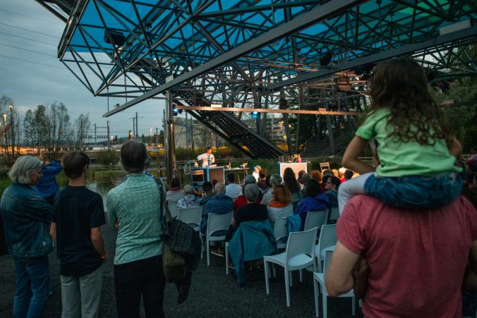 Der Abschluss-Abend Fire & Light lockt gross und klein ins Technorama